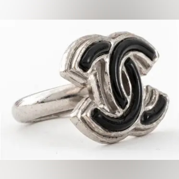 Chanel Runway Double-C Logo Ring, 2013 - Picture 6 of 6